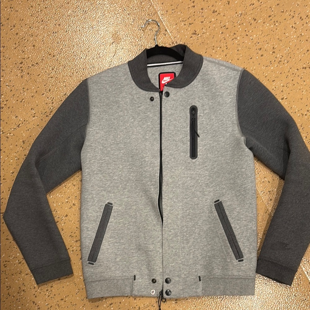 Men's Nike Sportswear Tech Bomber Jacket Heather Grey Size S